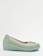 Wide EE Fit Two Tone Shoe - Sage