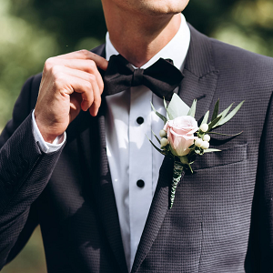 What is a black tie dress code?