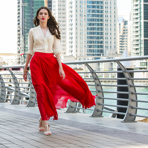 How to wear long skirts