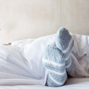 Should I wear socks to bed?