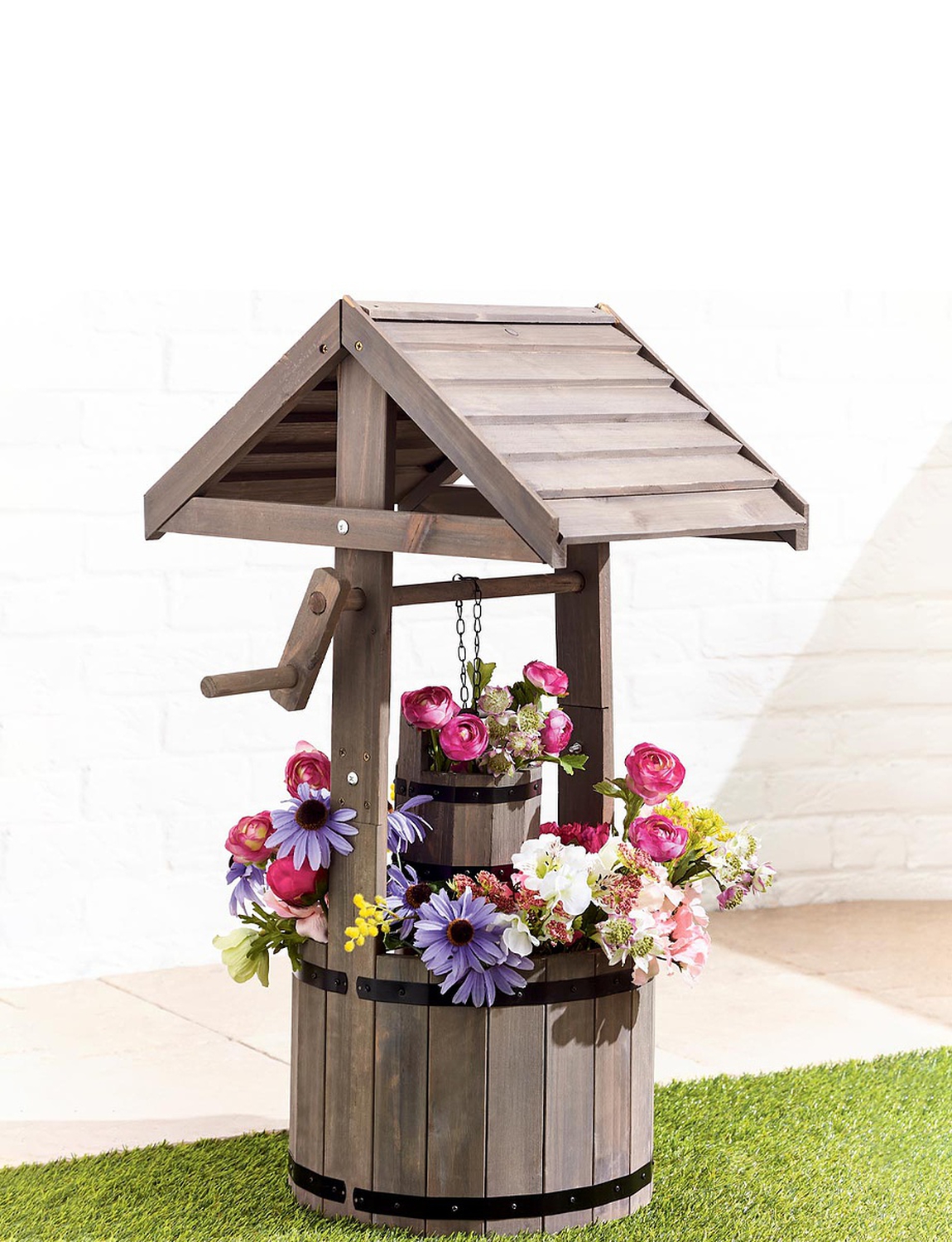 Wooden Wishing Well Chums