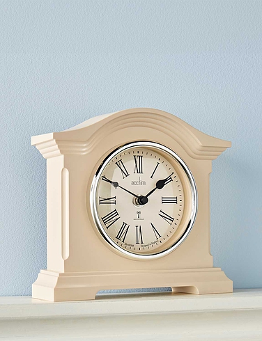 Radio Controlled Chesterfield Mantle Clock