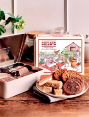 Gardeners Tin of Baked Treats Multi