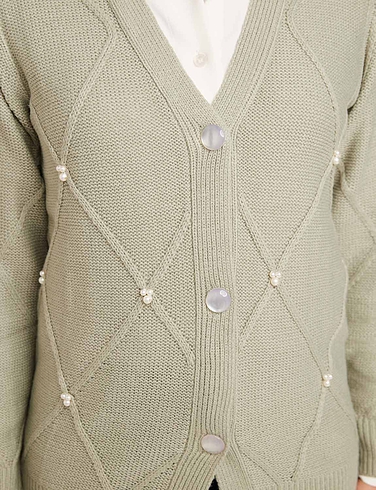 Pearl Trim Diamond Design Cardigan