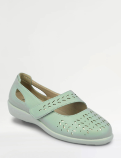 Wide Fit Comfort Bar Shoe Beige