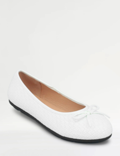 Basket Weave Ballerina EE Fit Pump Gold