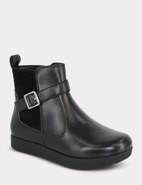 EE Fit Leather Buckle Trim Boot Black