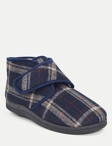 Sherpa Lined Wide Fit Bootie Slipper Chums