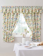 Cottage Garden Pelmet by Ulster Weavers Multi
