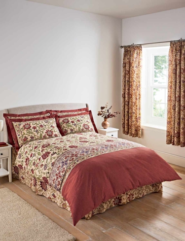 Galiana Collection Quilt Set
