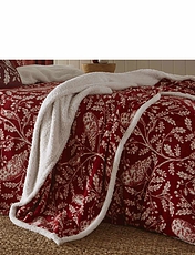 Woodland Owls Fleece Throw Red