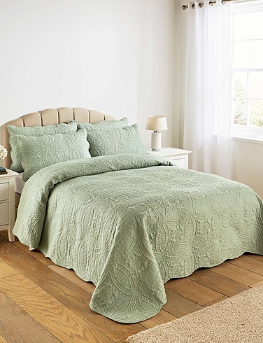 Olivia Quiled Bedspread Set