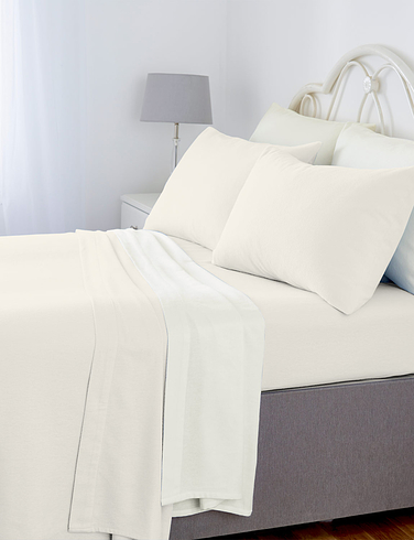 Vantona Plain Dyed Napguard Flannelette Fitted Sheet